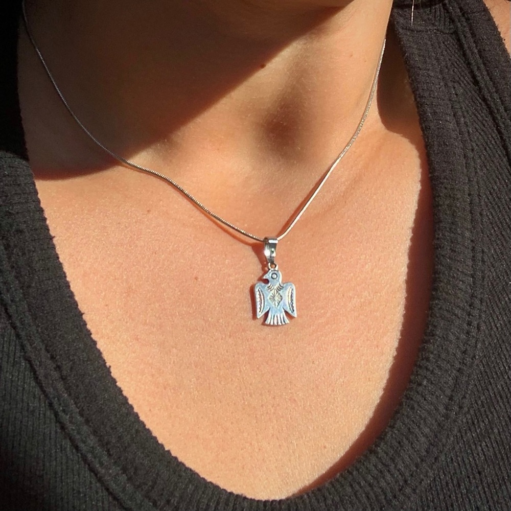 • NEW! Dainty Thunderbird Choker • - Picture 1 of 12